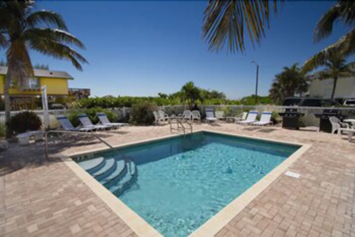 Pool 19 of 38