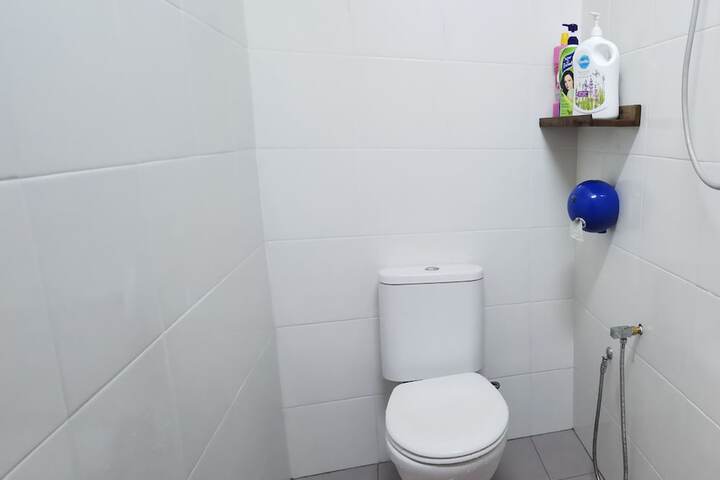 Room 19 of 25
