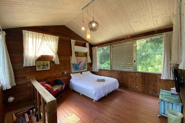 Room 5 of 51