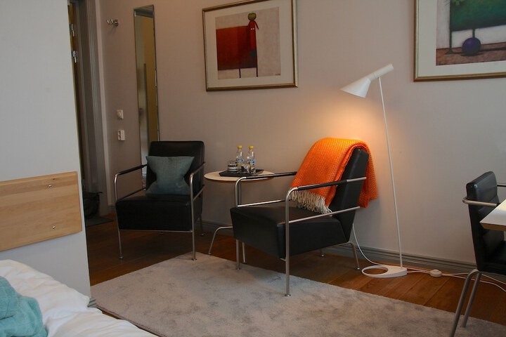 Room 8 of 41