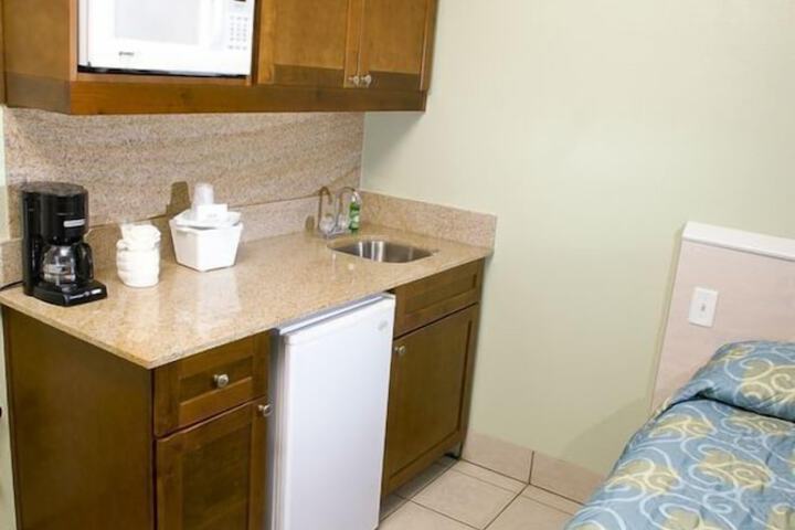 Private kitchenette