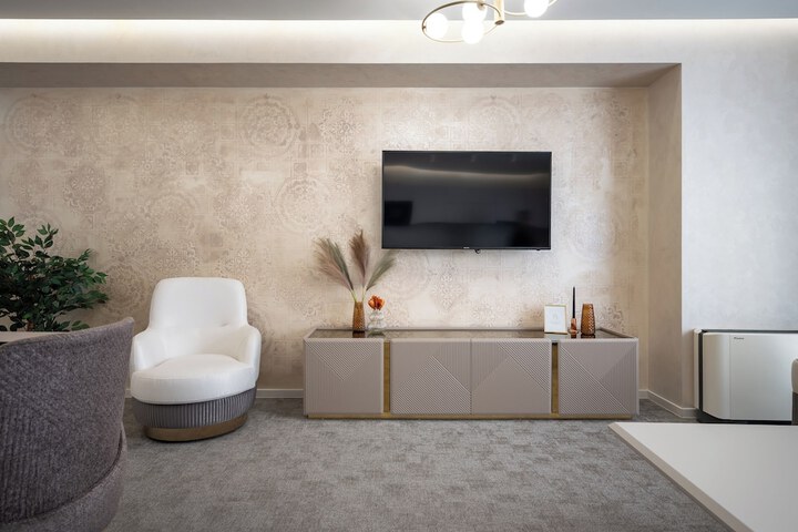 Room 277 of 552