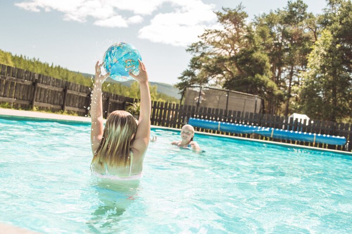 Pool 56 of 117
