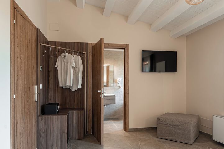 Room 14 of 47