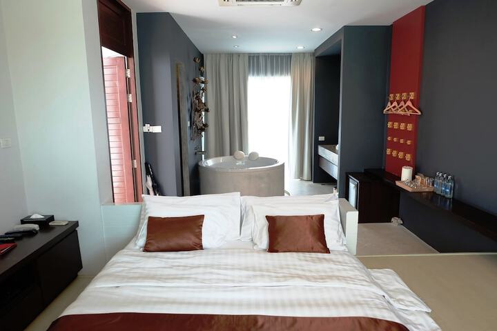 Room 3 of 54