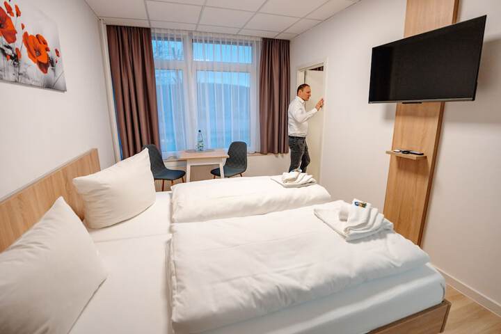 Room 20 of 48