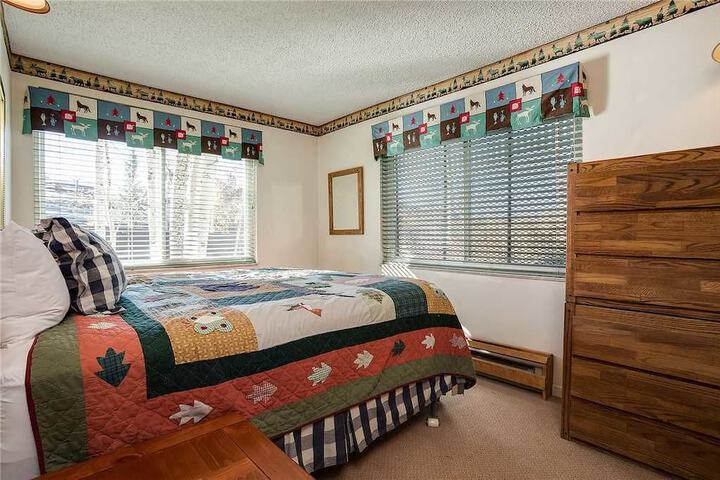 Room 9 of 144
