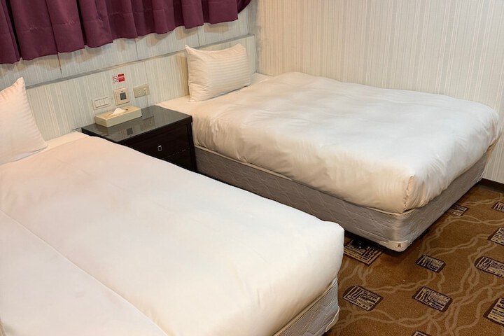 Room 40 of 73