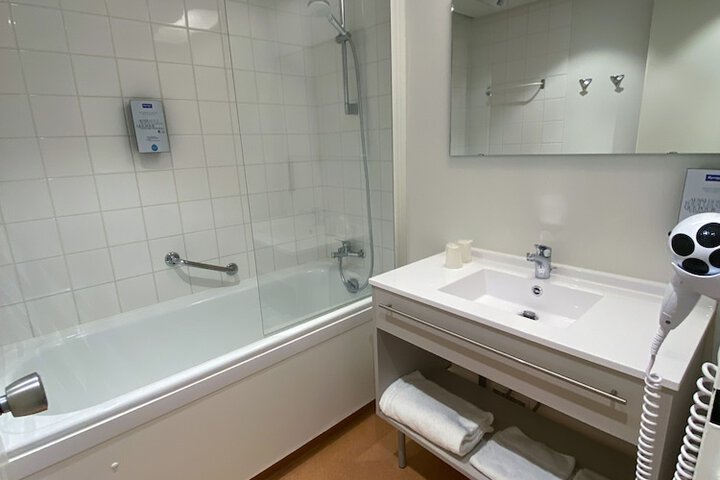 Bath Interior