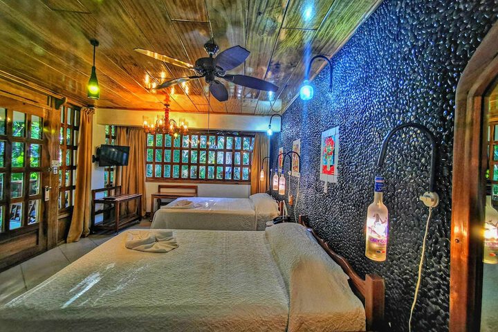 Room 8 of 89