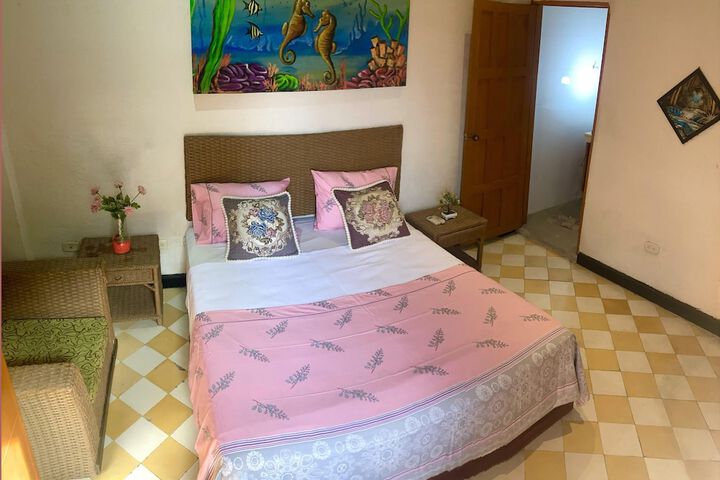 Room 5 of 23