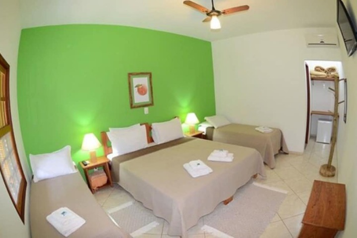 Room 4 of 31