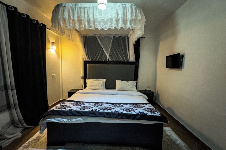 Room 31 of 84