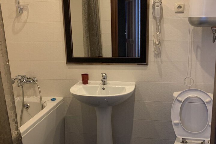 Room 26 of 29