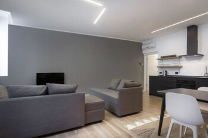 Room 10 of 20
