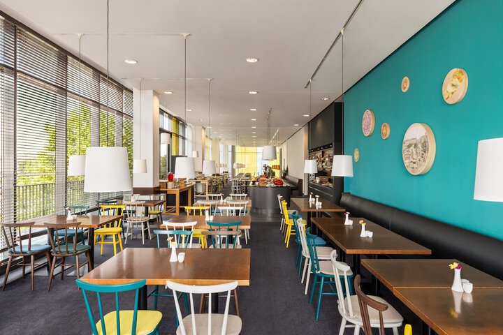 Dining Photos