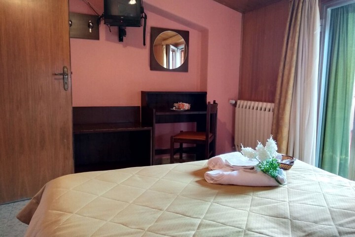 Room 19 of 54