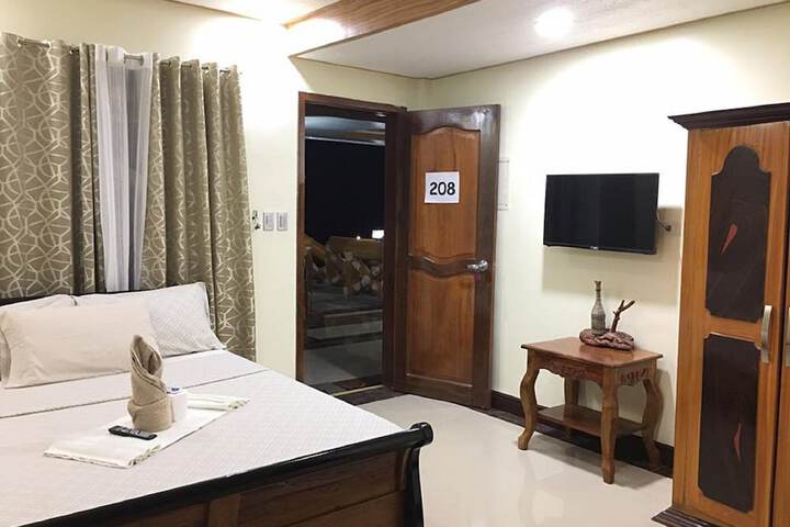 Room 8 of 39