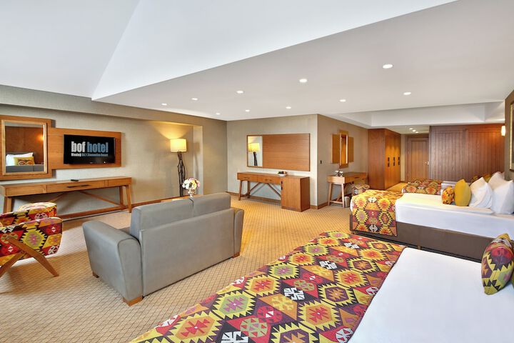 Room 21 of 130