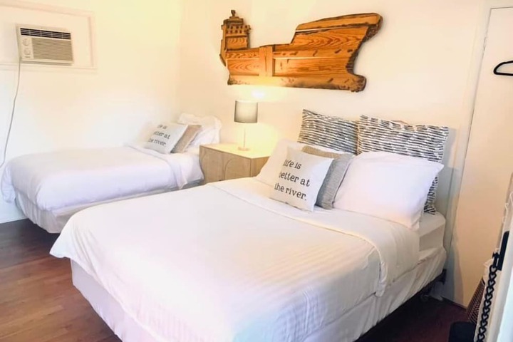 Room 26 of 100