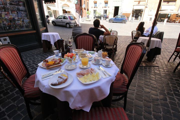 Breakfast/Coffee Service 218 of 238