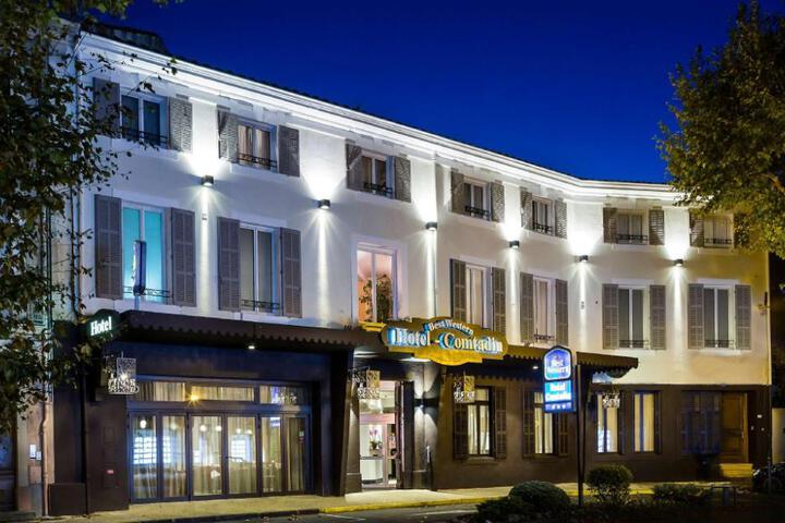 Hotel Exterior