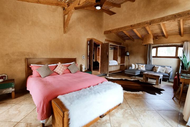 Room 4 of 24