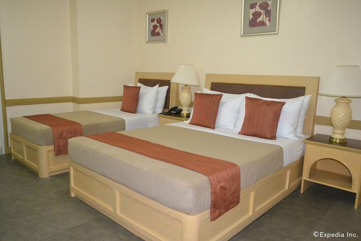 Room 13 of 82
