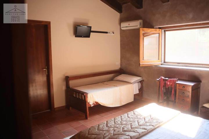 Room 11 of 21