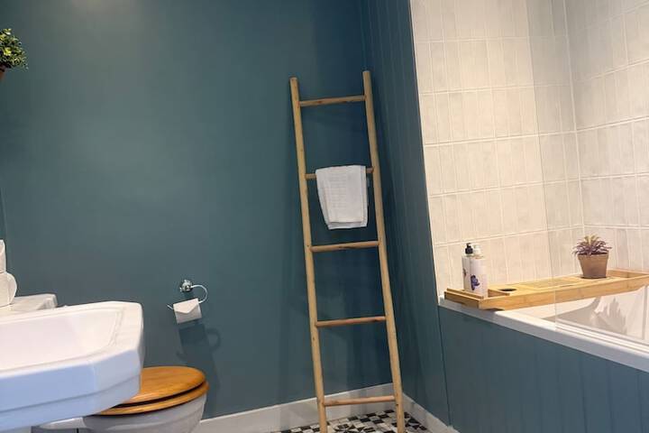 Bath Interior