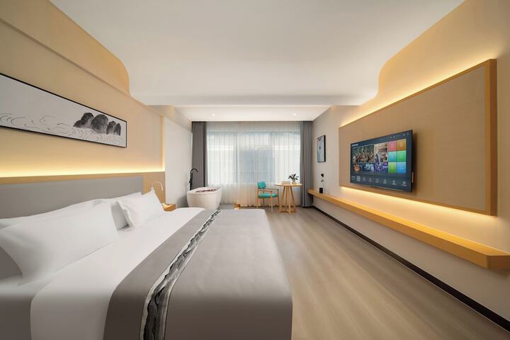 Room 9 of 67