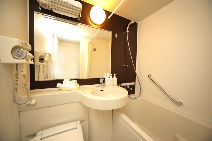 Room 29 of 65