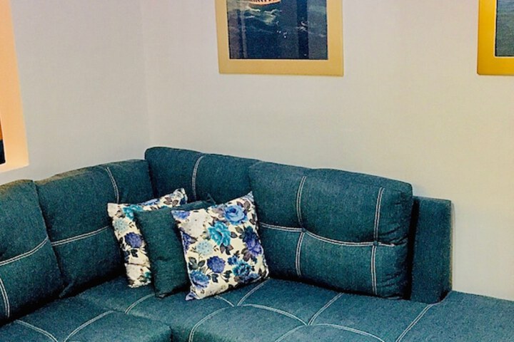 Room 33 of 54