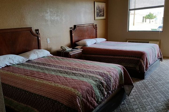 Room 6 of 47