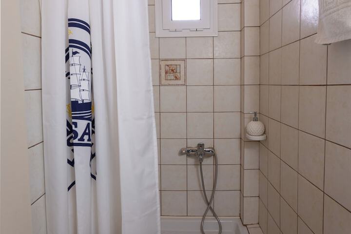 Room 29 of 42