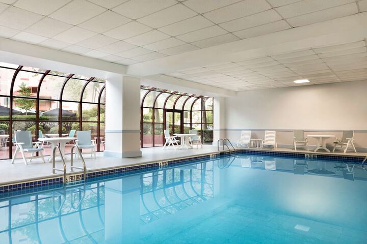 Pool 12 of 30