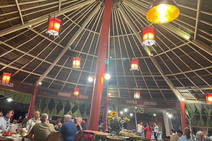Dining 96 of 120