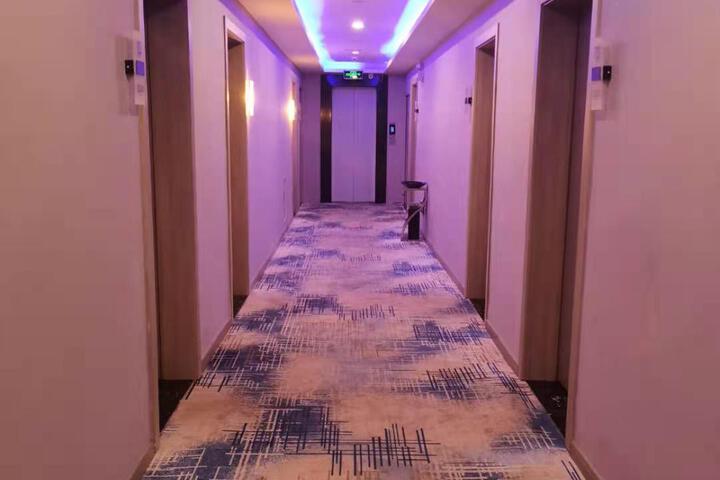 Hotel Interior 14 of 18