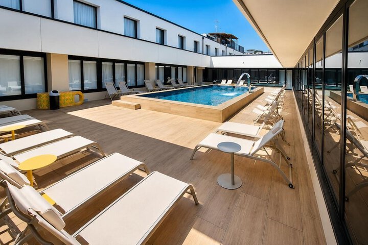 Pool 57 of 89