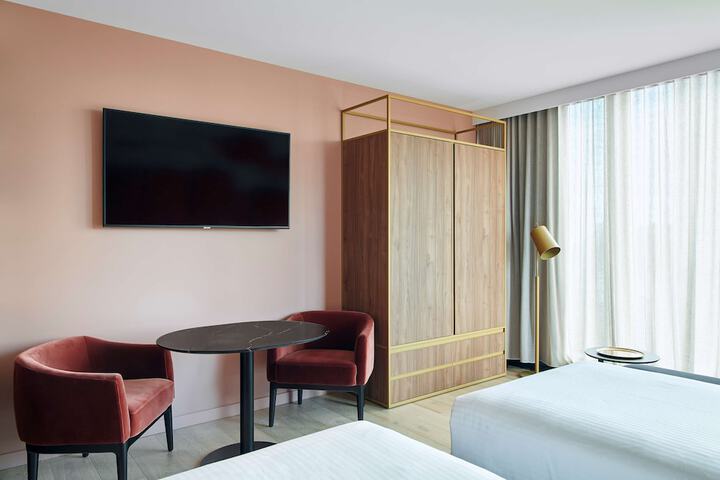 Room 29 of 95