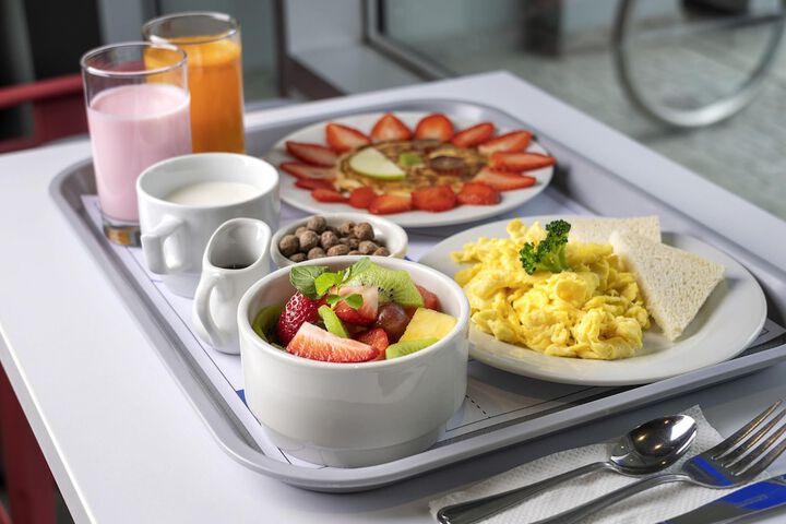 Breakfast/Coffee Service 19 of 36