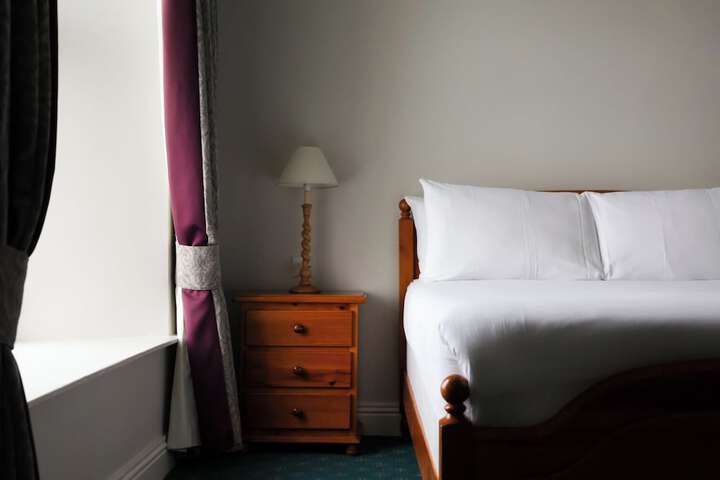 Room 12 of 49