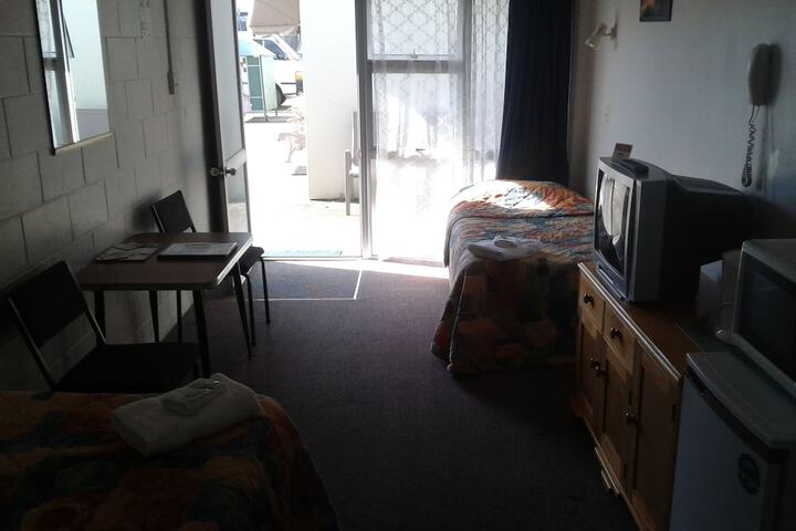 Room 12 of 26