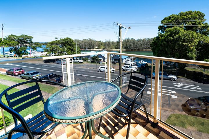 Terrace/Patio 8 of 12