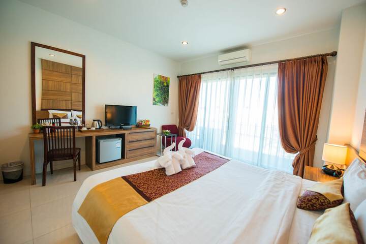 Room 12 of 79