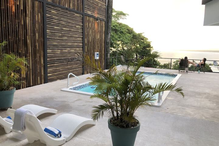 Pool 62 of 114