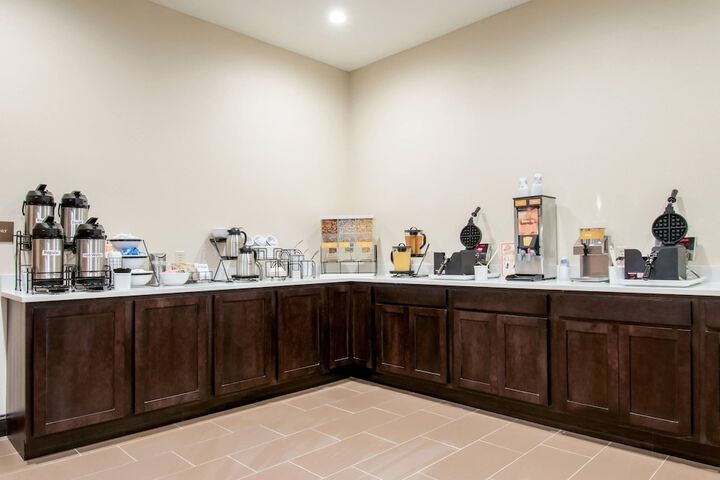 Breakfast/Coffee Service 37 of 44