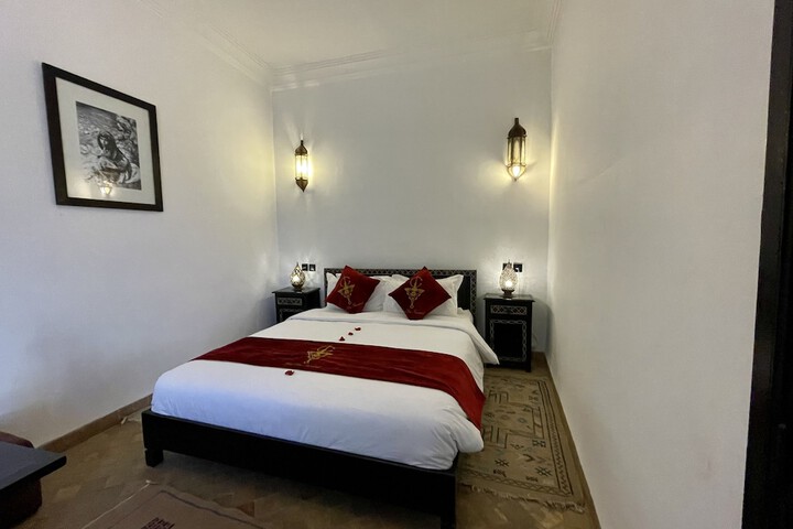 Room 75 of 435