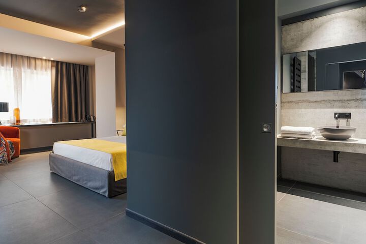 Room 95 of 112