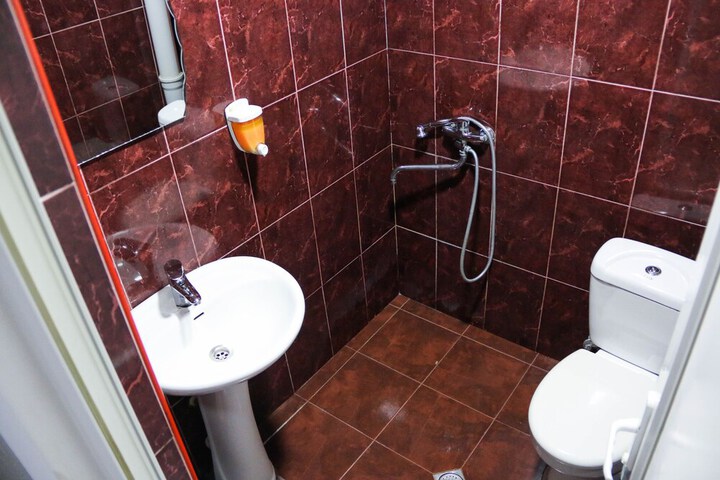 Room 18 of 26